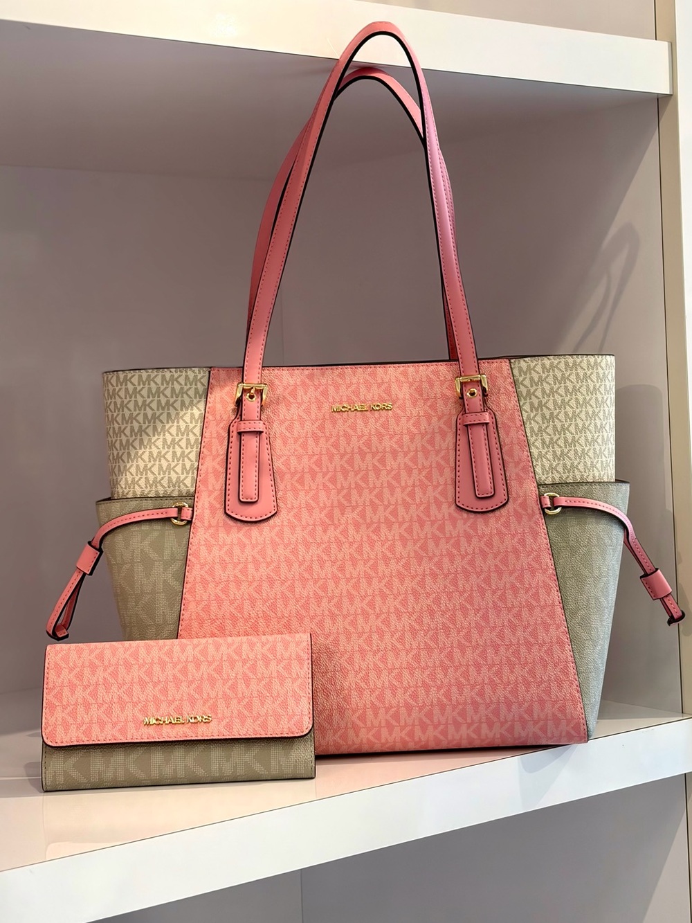 Michael Kors Pink and Gray Signature Tote with Matching Wallet - Picture 6 of 15